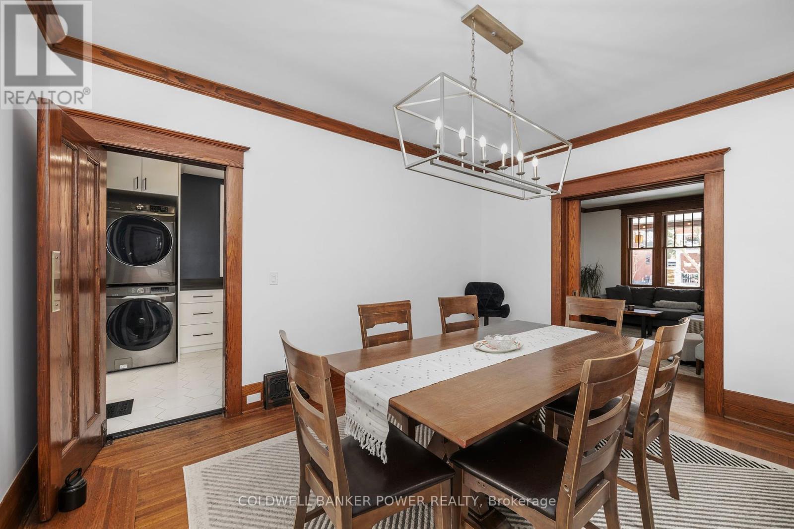 27 Belgrave Avenue, London South, Ontario  N6C 4B3 - Photo 8 - X12352304