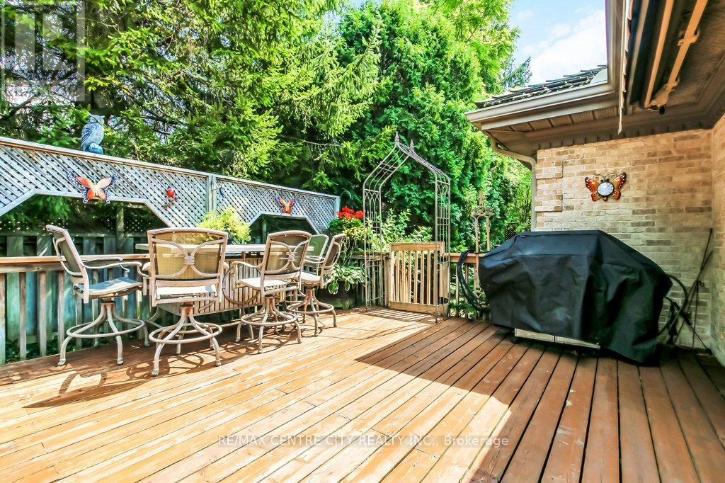 27 - 1200 Riverside Drive, London North, Ontario  N6H 5C6 - Photo 25 - X12352332