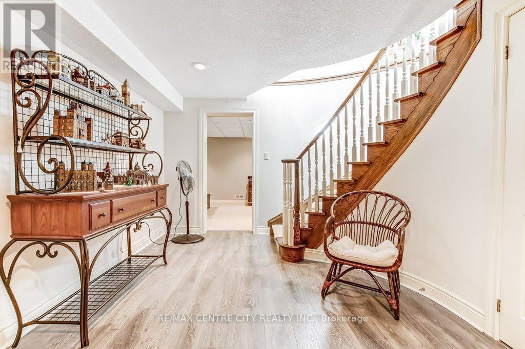 27 - 1200 Riverside Drive, London North, Ontario  N6H 5C6 - Photo 34 - X12352332
