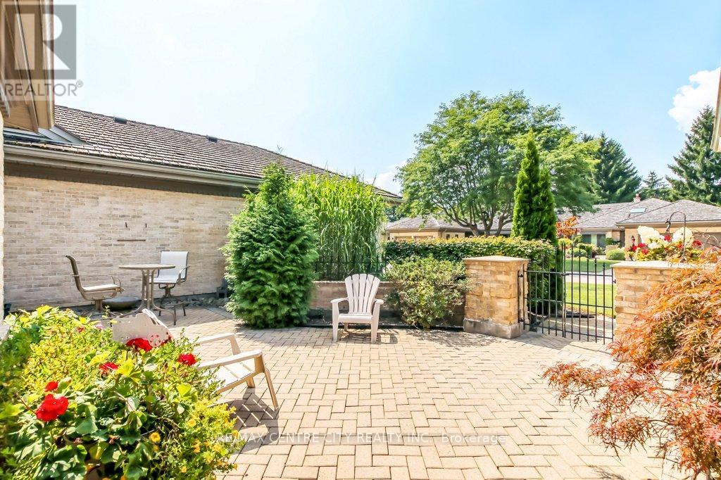 27 - 1200 Riverside Drive, London North, Ontario  N6H 5C6 - Photo 5 - X12352332
