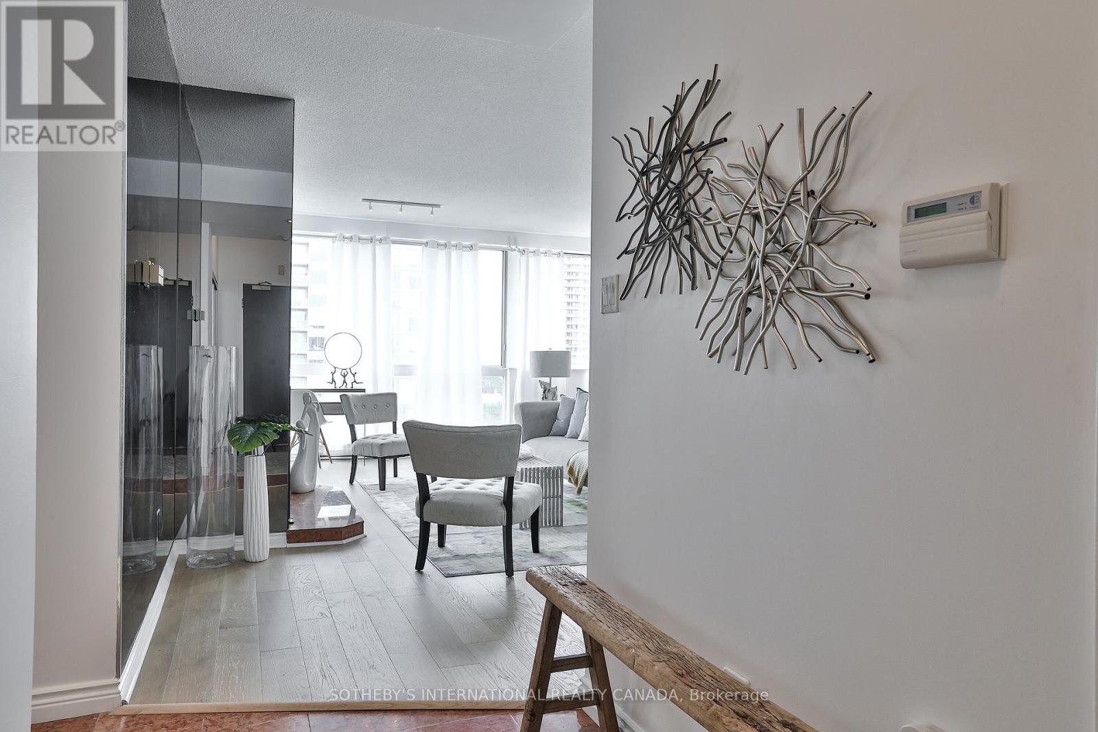 1003 - 7 Broadway Avenue, Toronto, Ontario  M4P 3C5 - Photo 2 - C12352160