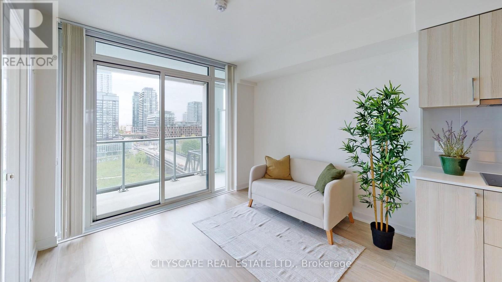 703w - 27 Bathurst Street, Toronto, Ontario M5V 2P1 - Photo 10 - C12352173