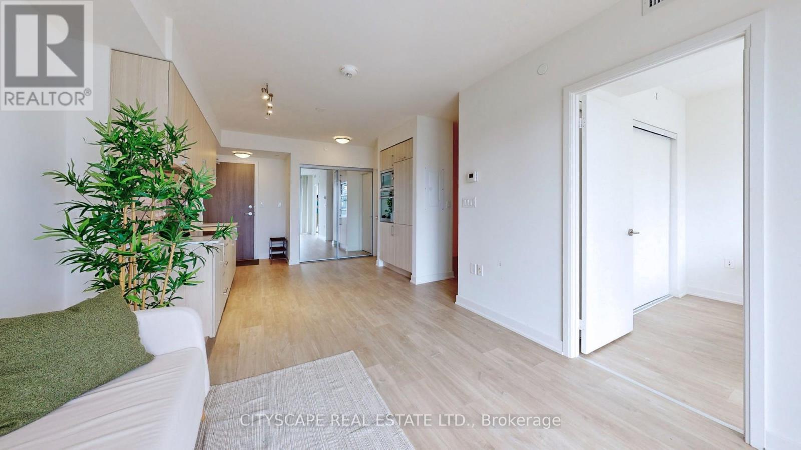 703w - 27 Bathurst Street, Toronto, Ontario M5V 2P1 - Photo 12 - C12352173
