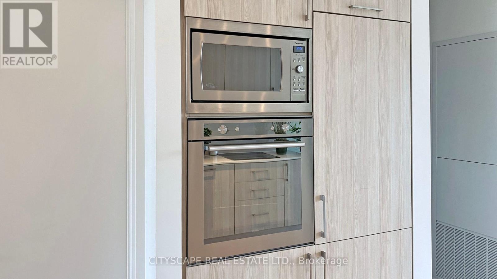 703w - 27 Bathurst Street, Toronto, Ontario M5V 2P1 - Photo 19 - C12352173