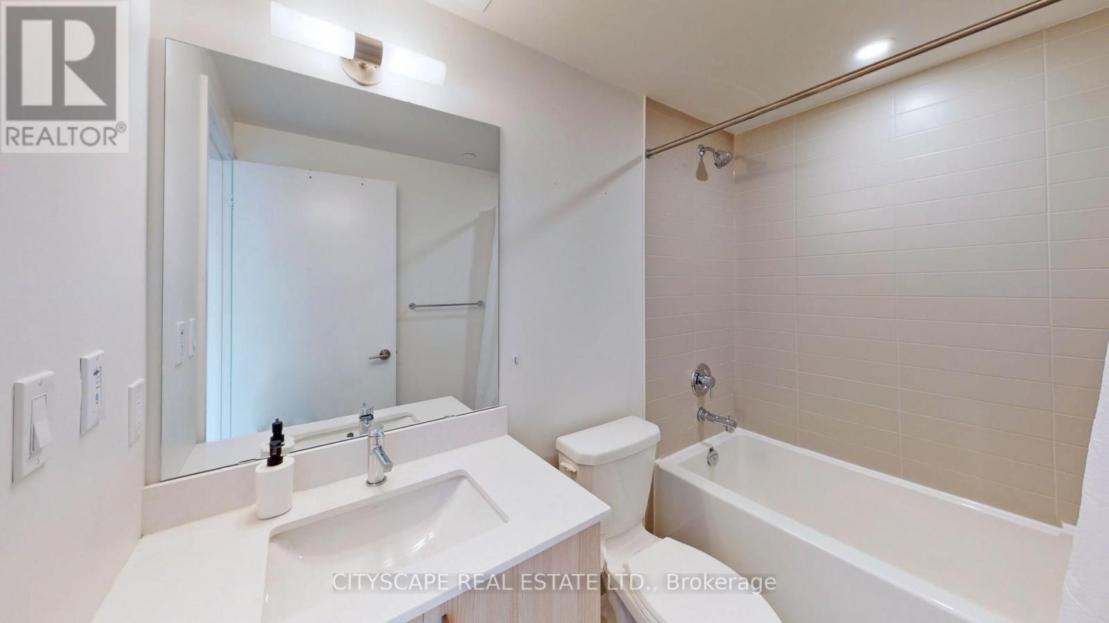 703w - 27 Bathurst Street, Toronto, Ontario M5V 2P1 - Photo 27 - C12352173