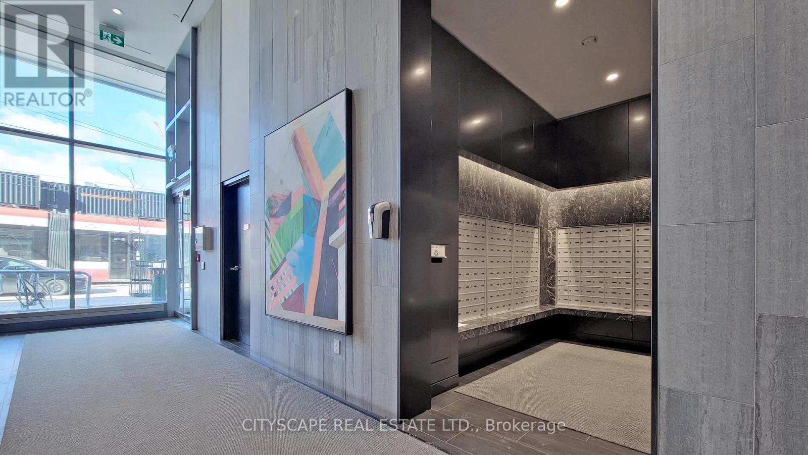 703w - 27 Bathurst Street, Toronto, Ontario M5V 2P1 - Photo 5 - C12352173