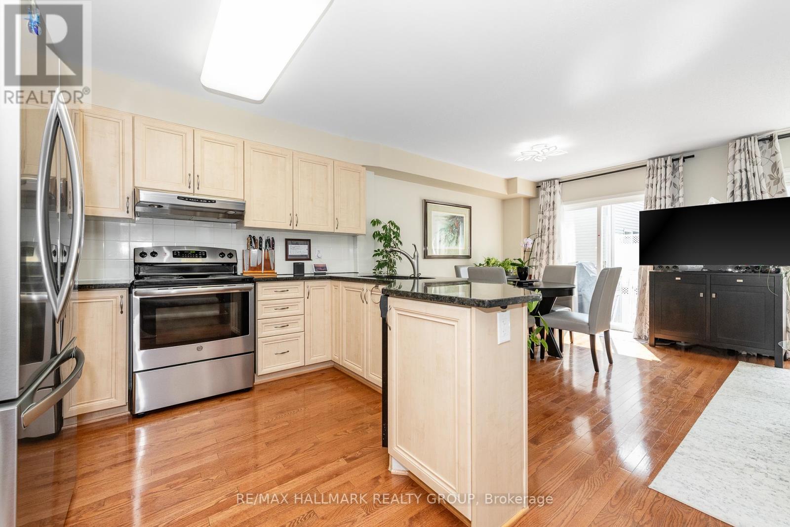 261 Parkrose Private, Ottawa, Ontario  K4A 0N8 - Photo 16 - X12352391
