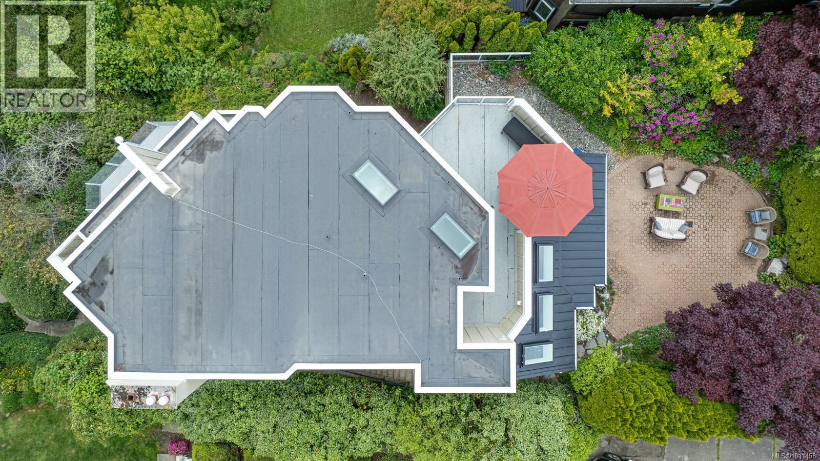 5267 Parker Ave, Saanich, British Columbia  V8Y 2N1 - Photo 17 - 1011458