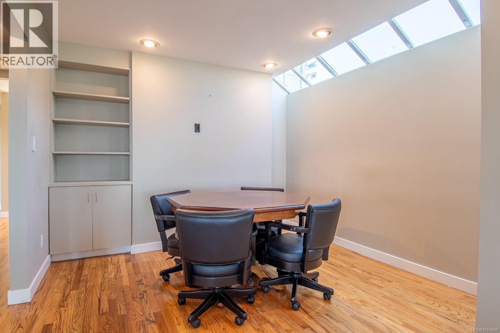 5267 Parker Ave, Saanich, British Columbia  V8Y 2N1 - Photo 56 - 1011458