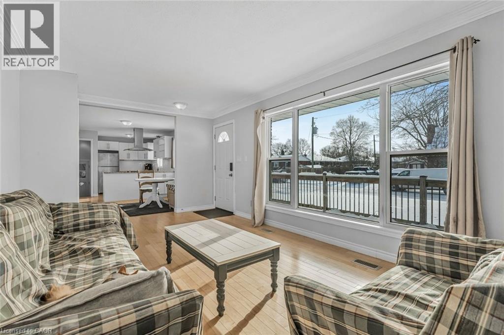 162 Ryerson Street, Thorold, Ontario  L2V 3Y3 - Photo 15 - 40730468