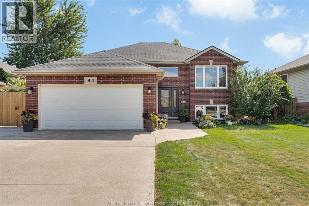 MLS# 25021026: 300 JOLLY AVENUE, LaSalle, Canada