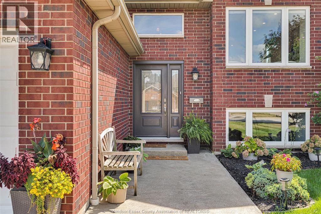 Property at 300 JOLLY AVENUE image 3