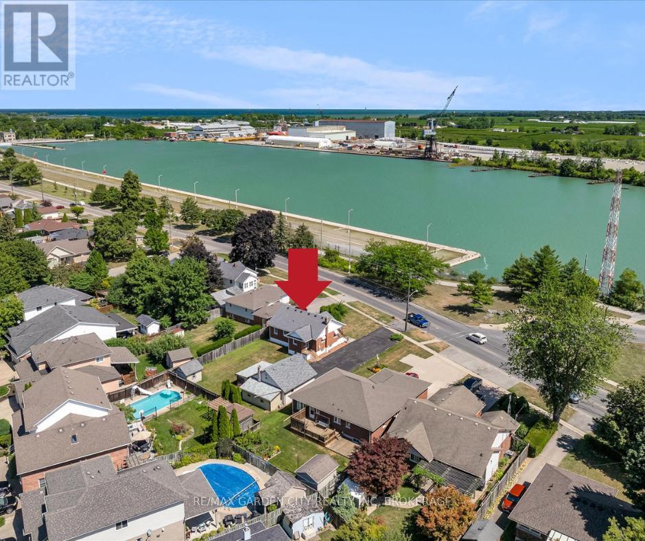 Property at 605 BUNTING ROAD image 2