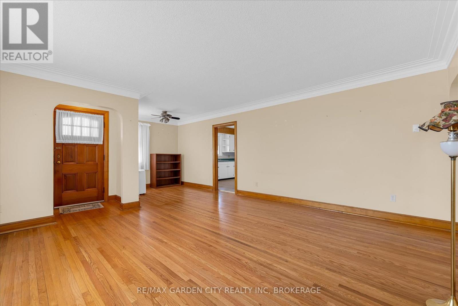 Property at 605 BUNTING ROAD image 4