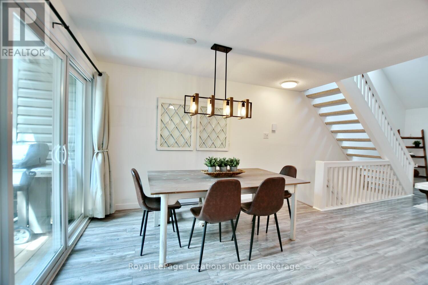 207 Escarpment Crescent, Collingwood, Ontario L9Y 5B4 - Photo 34 - S12352340