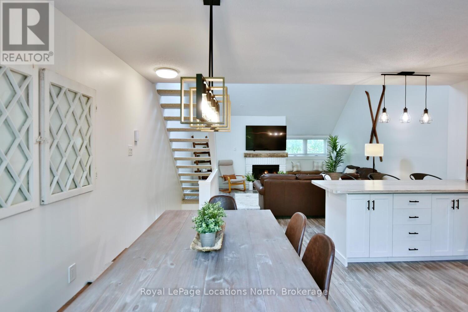 207 Escarpment Crescent, Collingwood, Ontario L9Y 5B4 - Photo 35 - S12352340