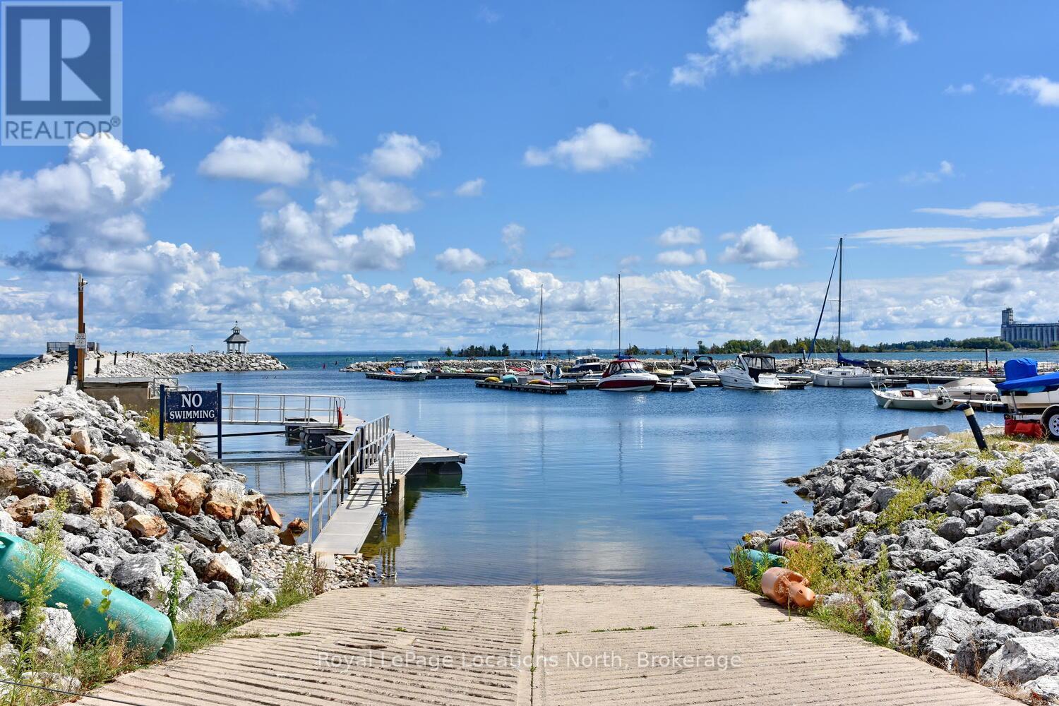 153 - 30 Ramblings Way, Collingwood, Ontario L9Y 5S5 - Photo 2 - S12352344