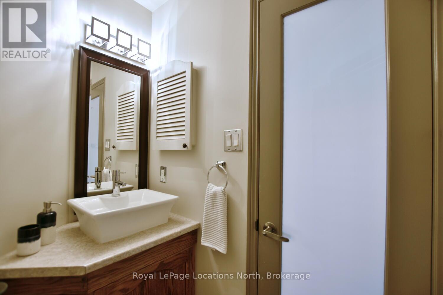 153 - 30 Ramblings Way, Collingwood, Ontario L9Y 5S5 - Photo 36 - S12352344