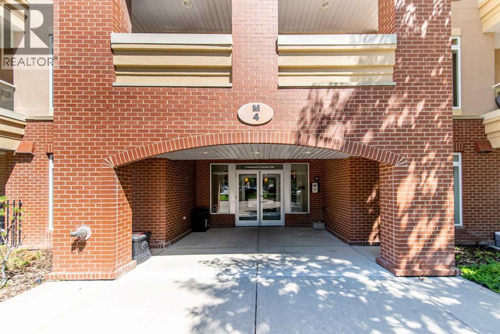 Property at 205, 4 Hemlock Crescent SW image 3