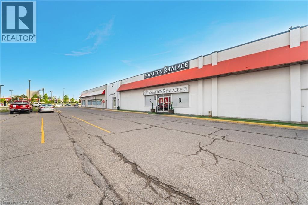 50 Kennedy Road S, Brampton, Ontario  L6W 3R7 - Photo 4 - 40732539