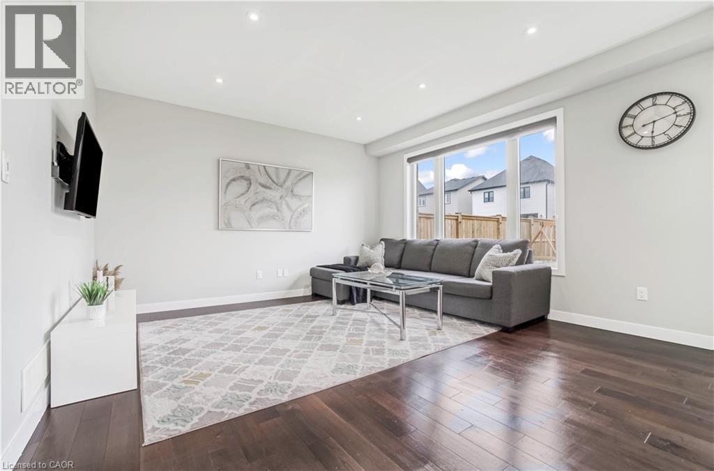 Photo 9 of 35 for 1266 Twilite Boulevard