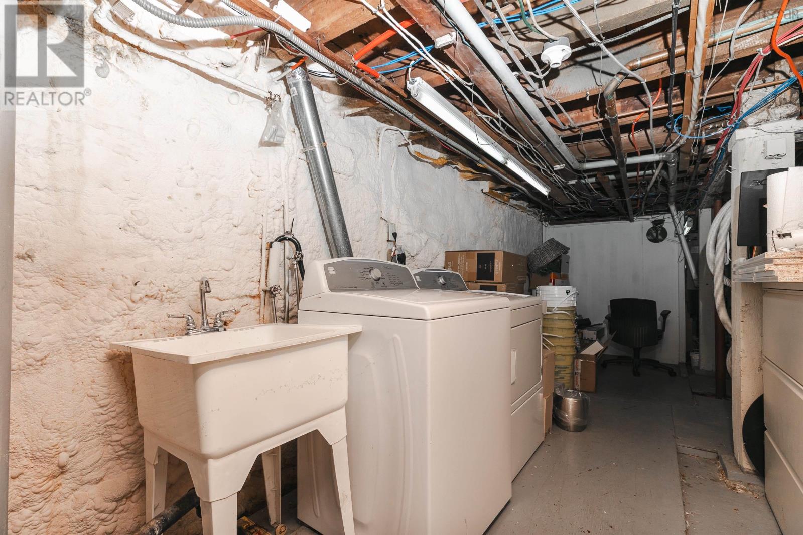 6088 Coburg Road, Halifax, Nova Scotia  B3H 1Z4 - Photo 48 - 202521020