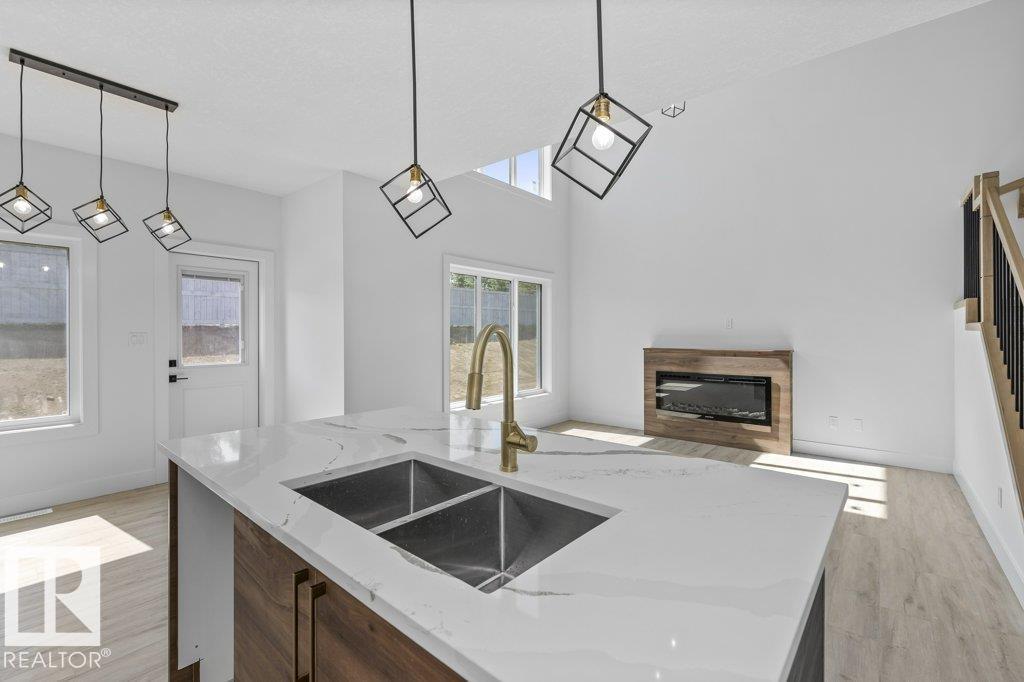 63 Silverstone Dr, Stony Plain, Alberta  T7Y 0E8 - Photo 19 - E4453634