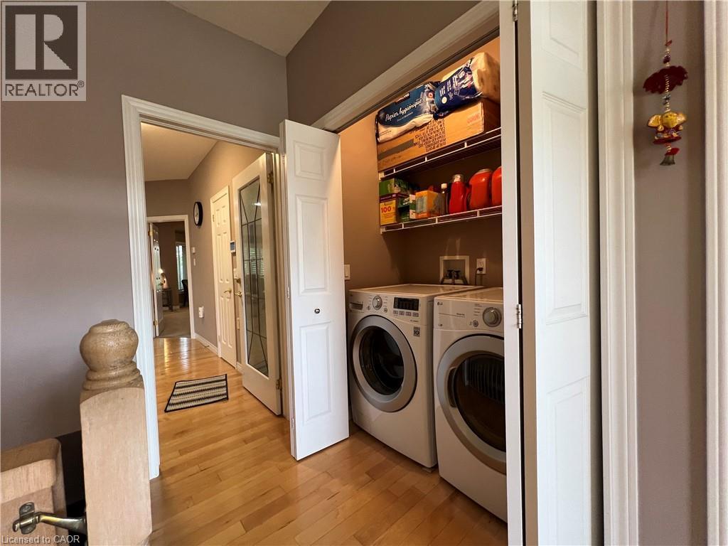 Photo 13 of 21 for 1574 Richmond Street Unit# 7