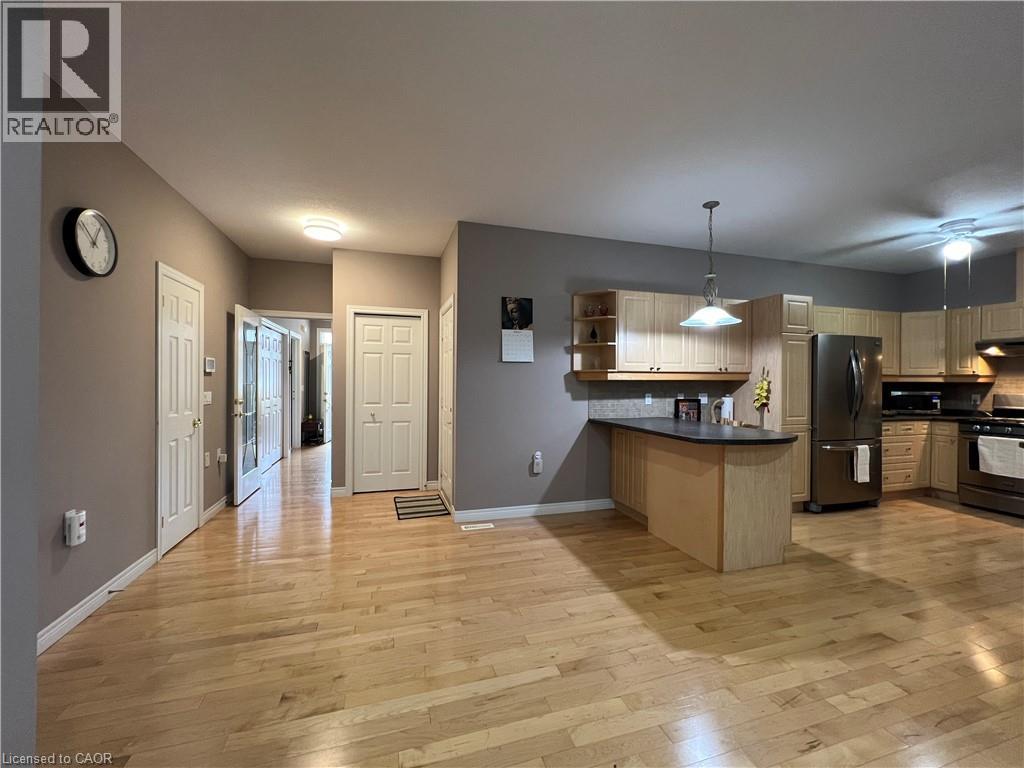 Photo 6 of 21 for 1574 Richmond Street Unit# 7