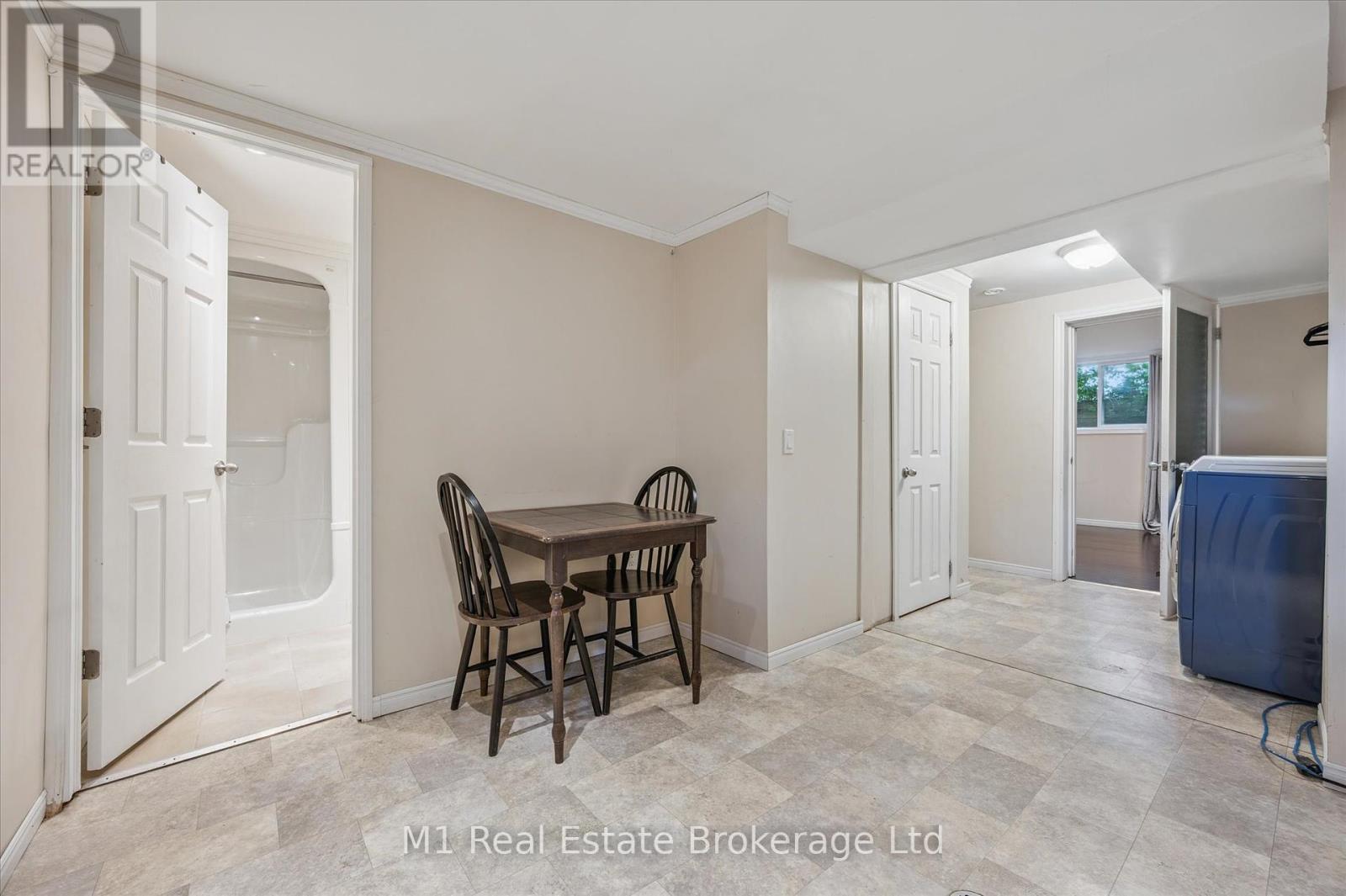 304 Cole Road, Guelph, Ontario N1G 3J2 - Photo 18 - X12352250