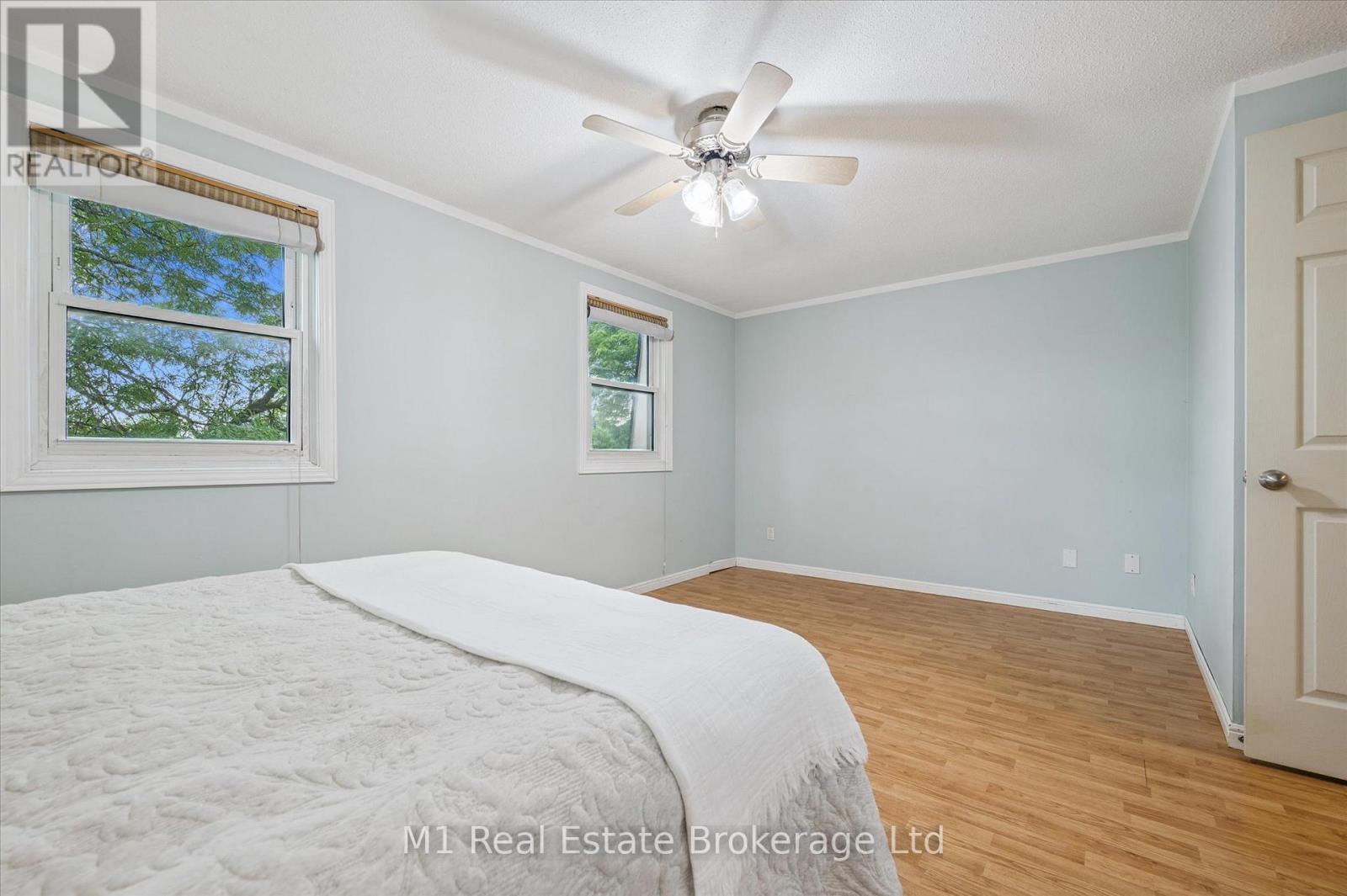 304 Cole Road, Guelph, Ontario N1G 3J2 - Photo 25 - X12352250