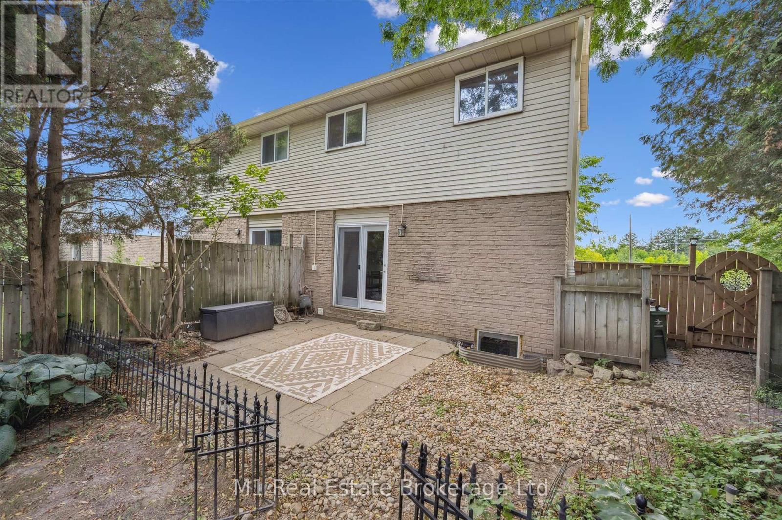 304 Cole Road, Guelph, Ontario N1G 3J2 - Photo 32 - X12352250