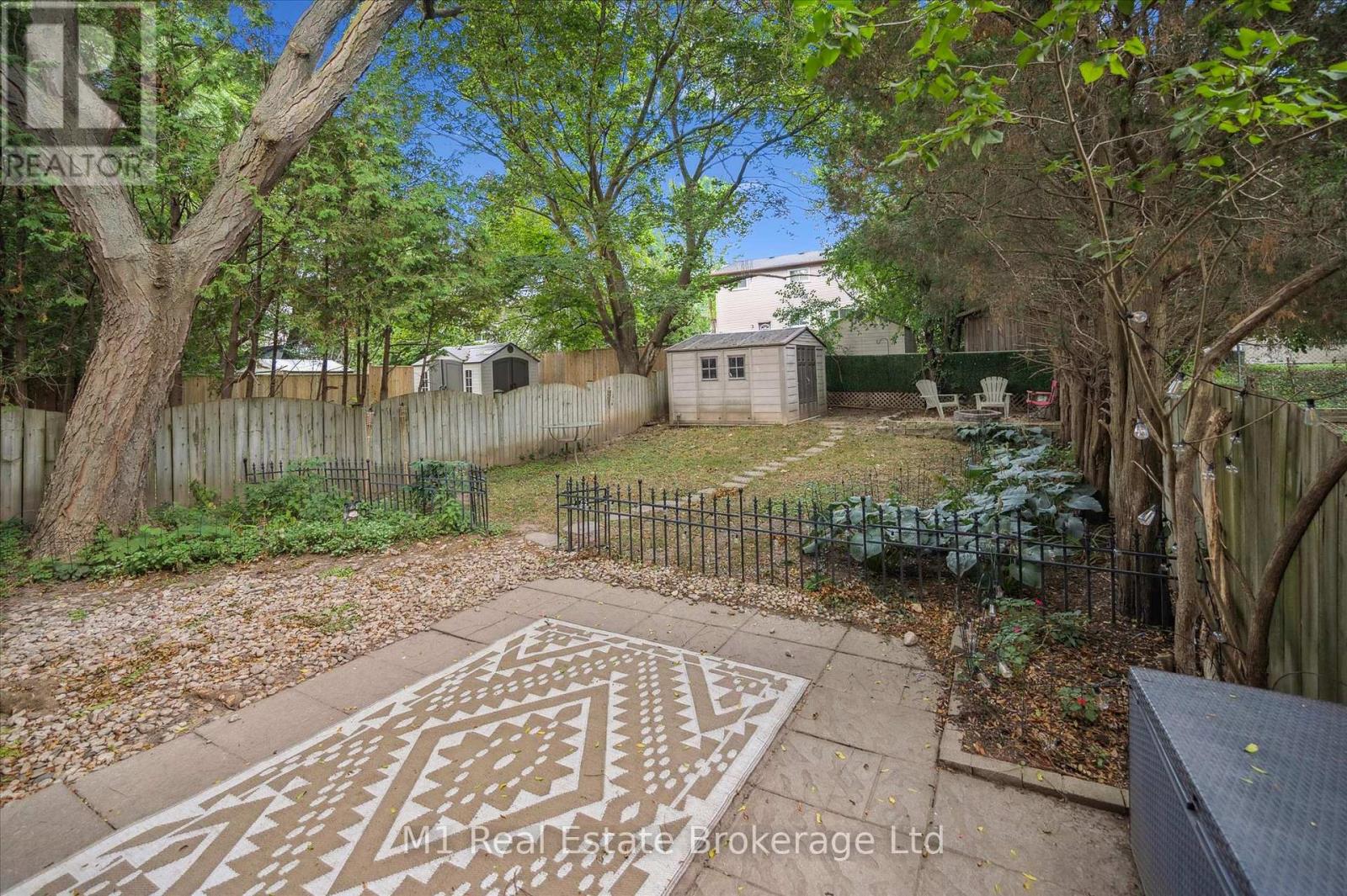 304 Cole Road, Guelph, Ontario N1G 3J2 - Photo 35 - X12352250