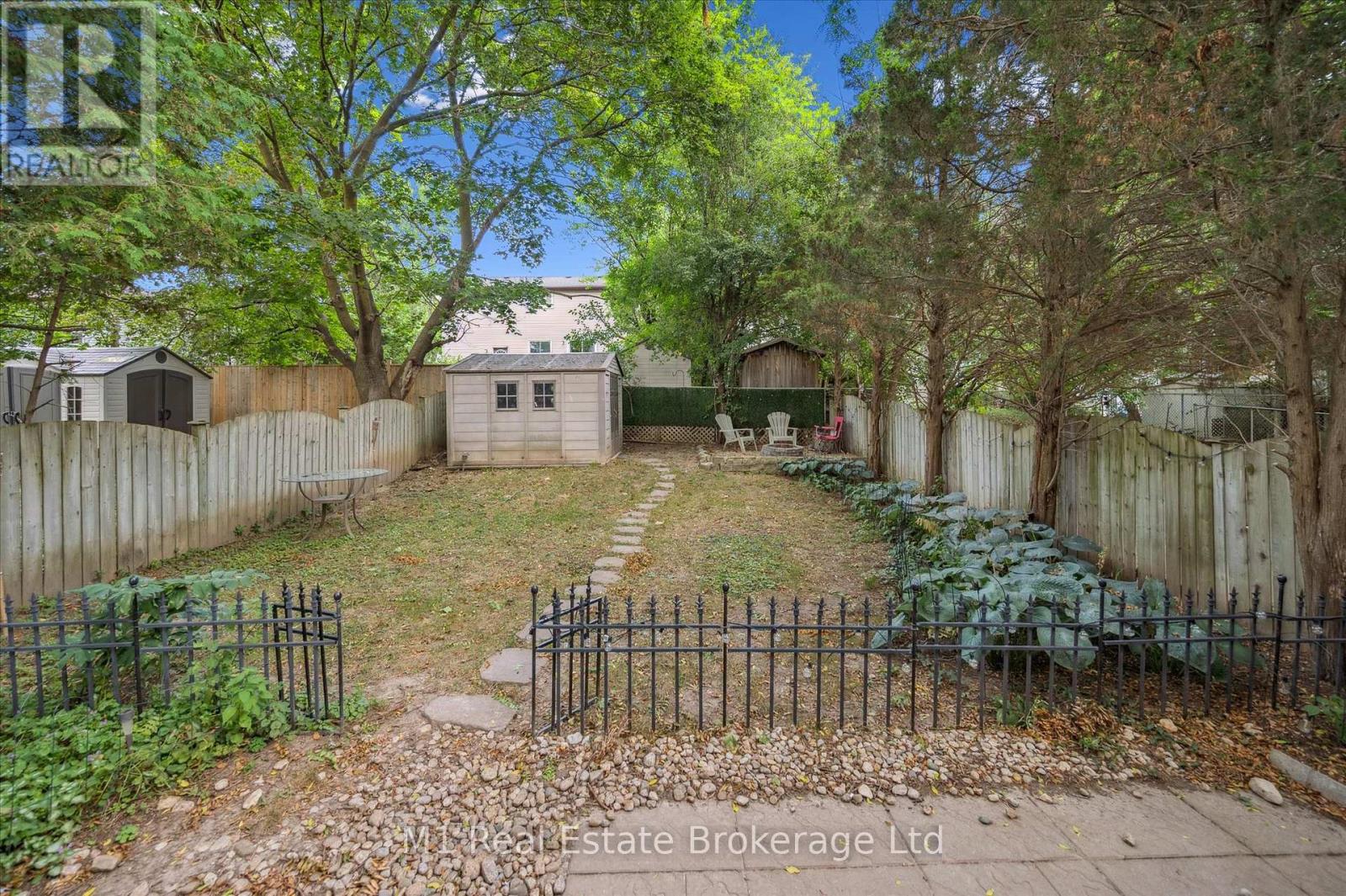 304 Cole Road, Guelph, Ontario N1G 3J2 - Photo 36 - X12352250