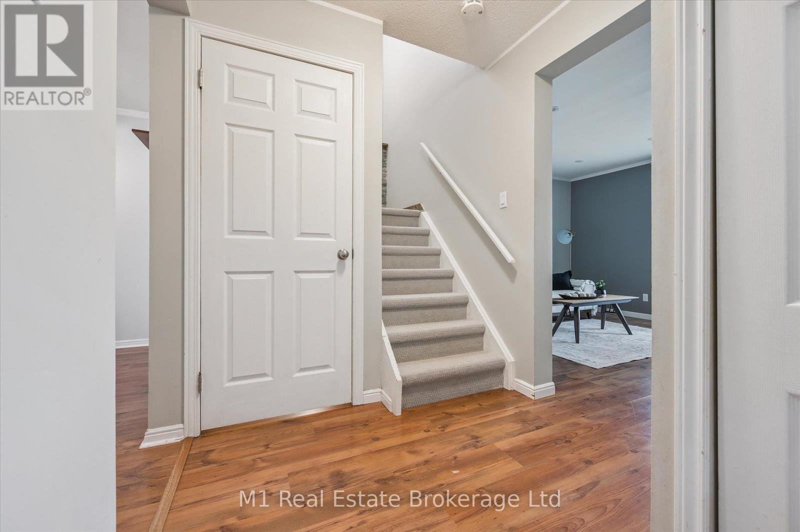 304 Cole Road, Guelph, Ontario N1G 3J2 - Photo 5 - X12352250