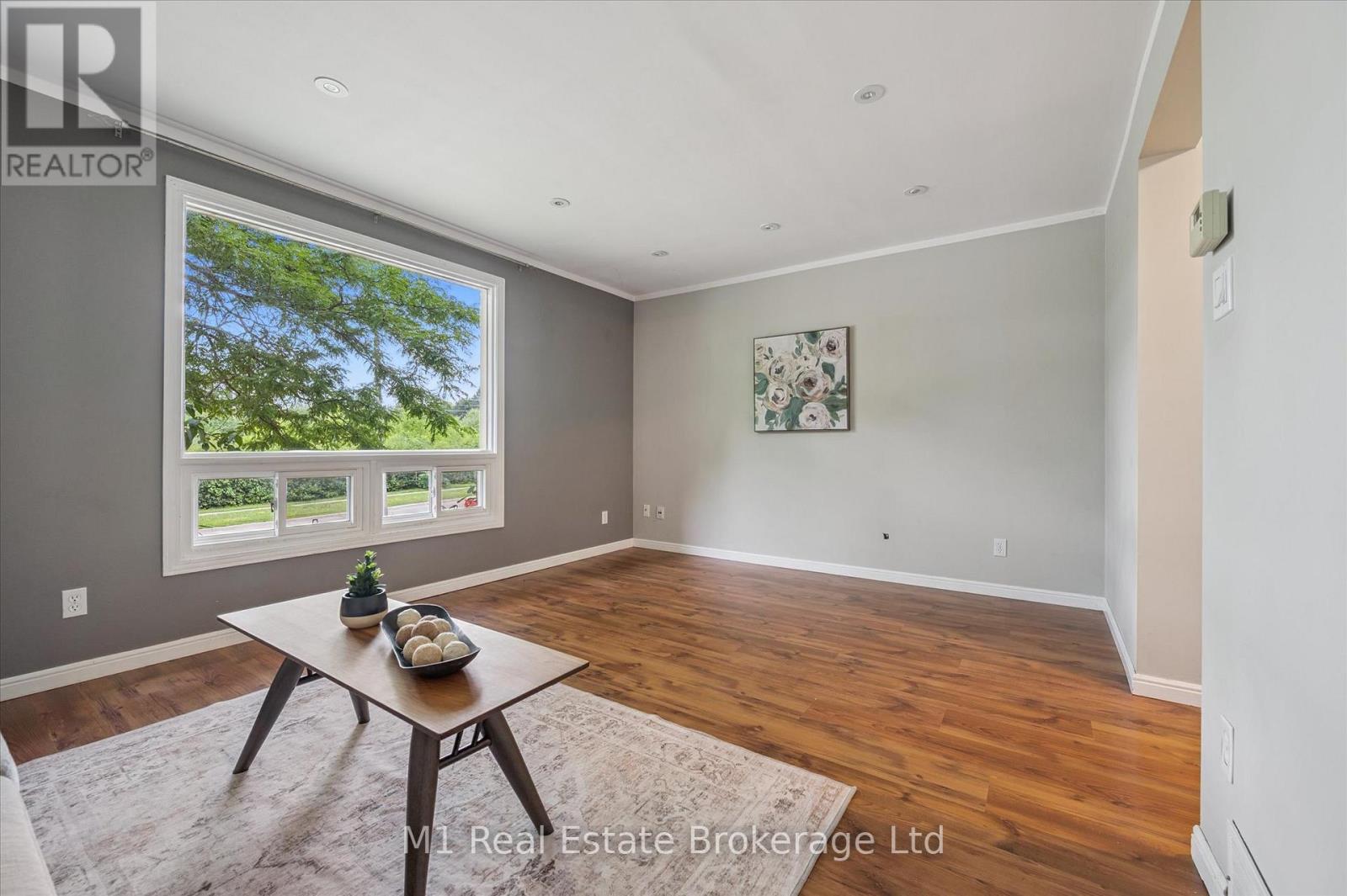 304 Cole Road, Guelph, Ontario N1G 3J2 - Photo 7 - X12352250