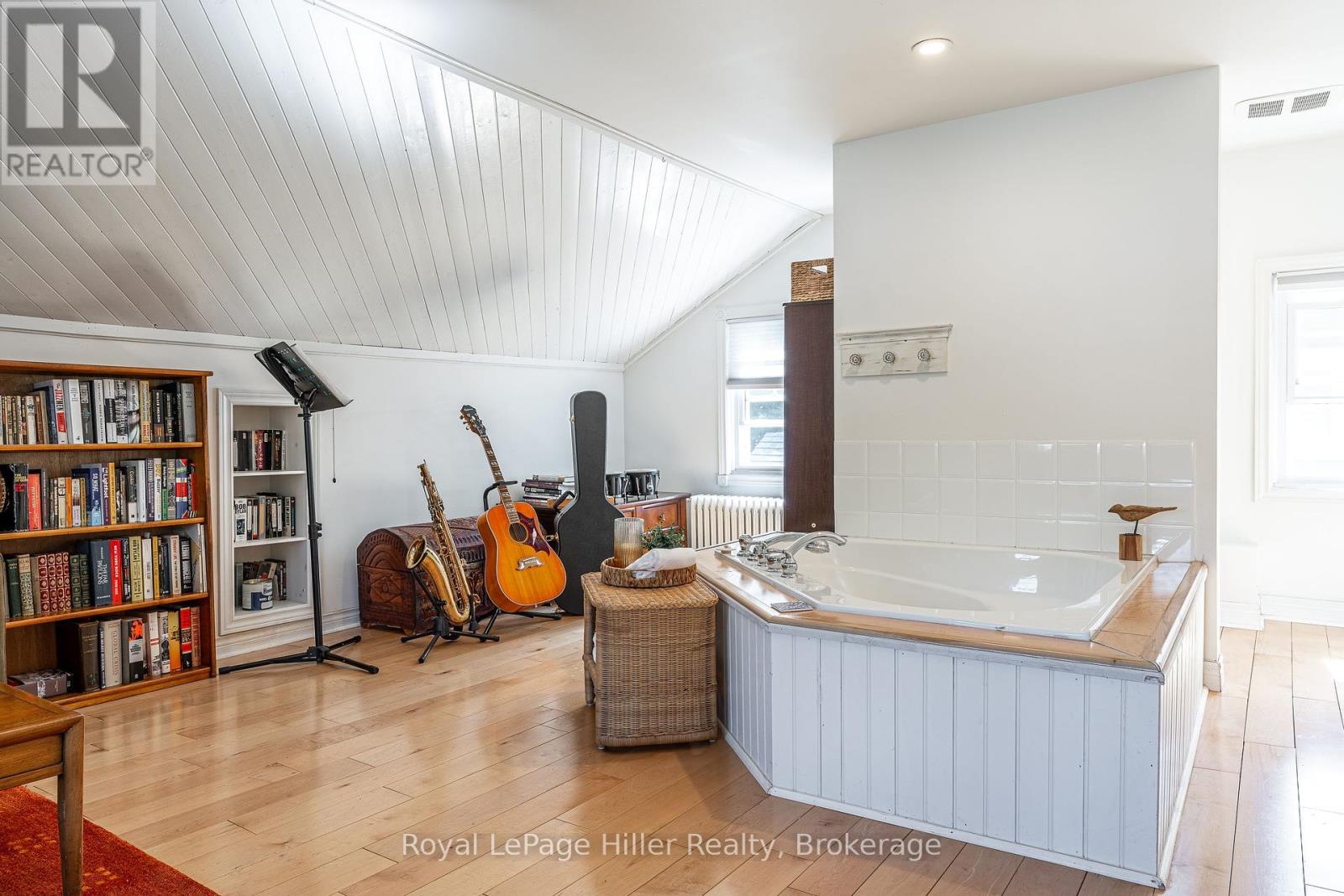 180 Elizabeth Street, Stratford, Ontario N5A 4Z3 - Photo 30 - X12352286