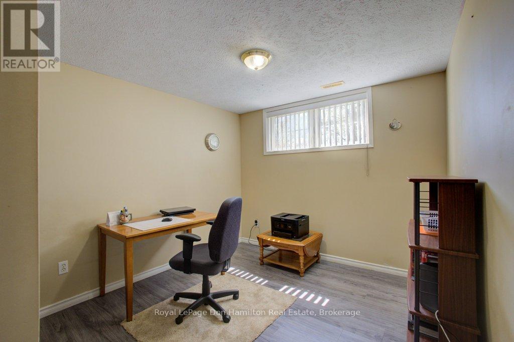 725 Kincaid Street, North Perth, Ontario N4W 3T5 - Photo 17 - X12352302