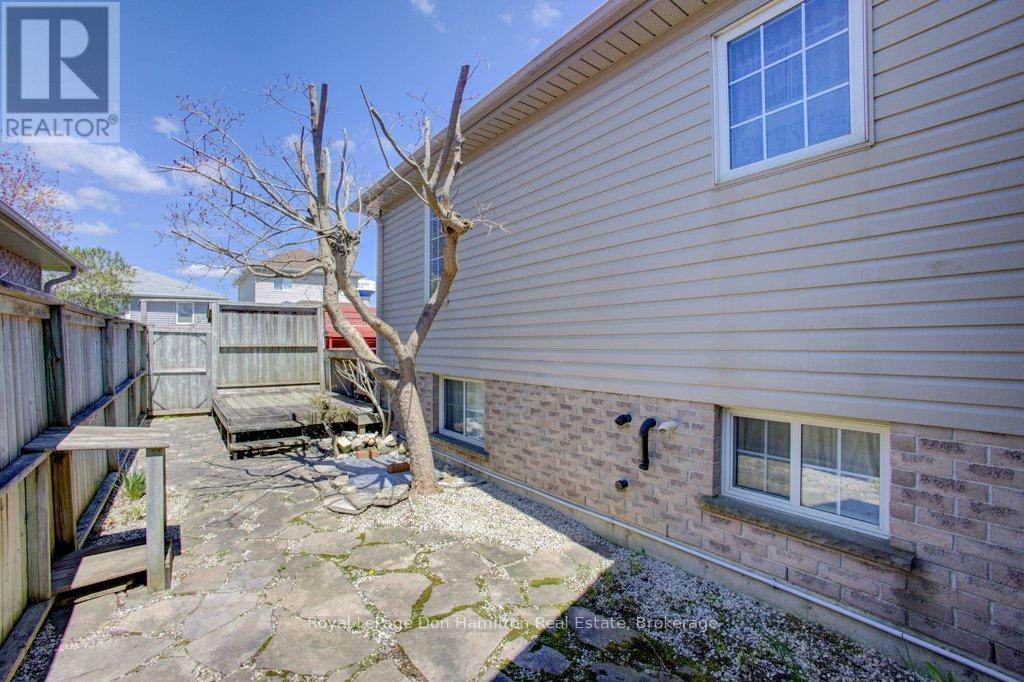 725 Kincaid Street, North Perth, Ontario N4W 3T5 - Photo 22 - X12352302