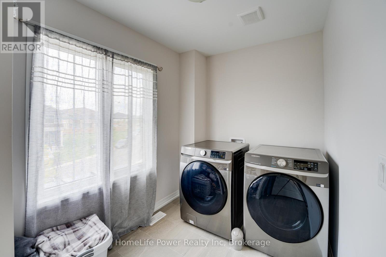 104 Blacklock Street, Cambridge, Ontario N1S 0E3 - Photo 11 - X12352303