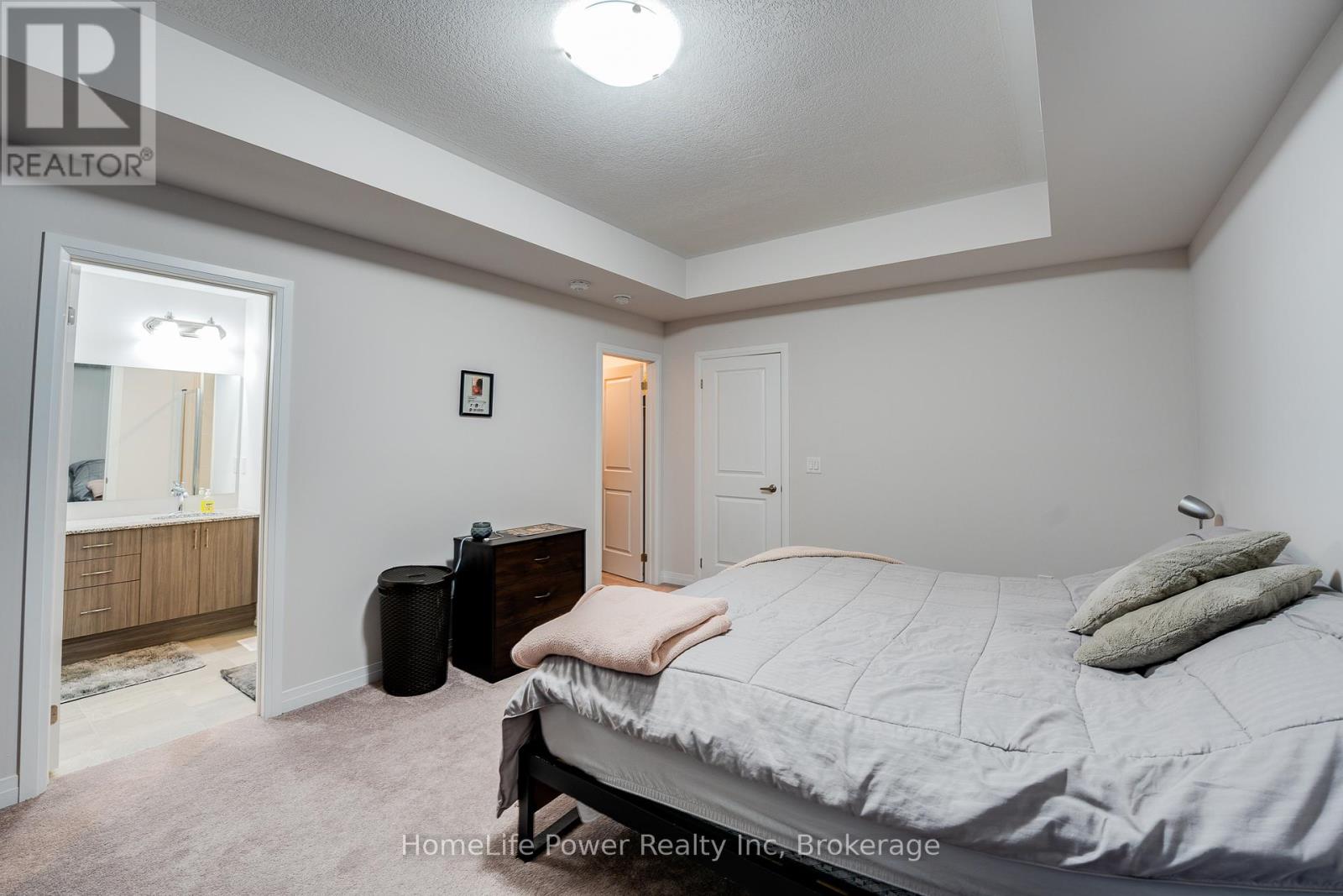 104 Blacklock Street, Cambridge, Ontario N1S 0E3 - Photo 13 - X12352303