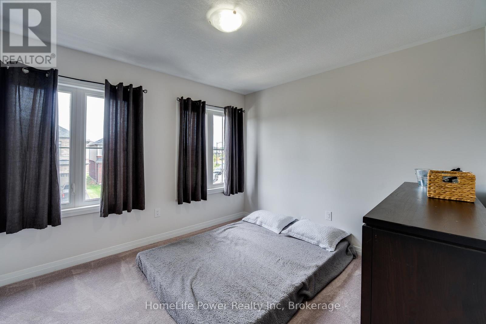 104 Blacklock Street, Cambridge, Ontario N1S 0E3 - Photo 17 - X12352303