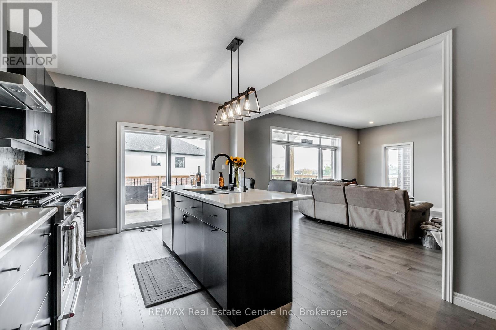 49 Keating Street, Guelph, Ontario N1E 0S2 - Photo 17 - X12352317