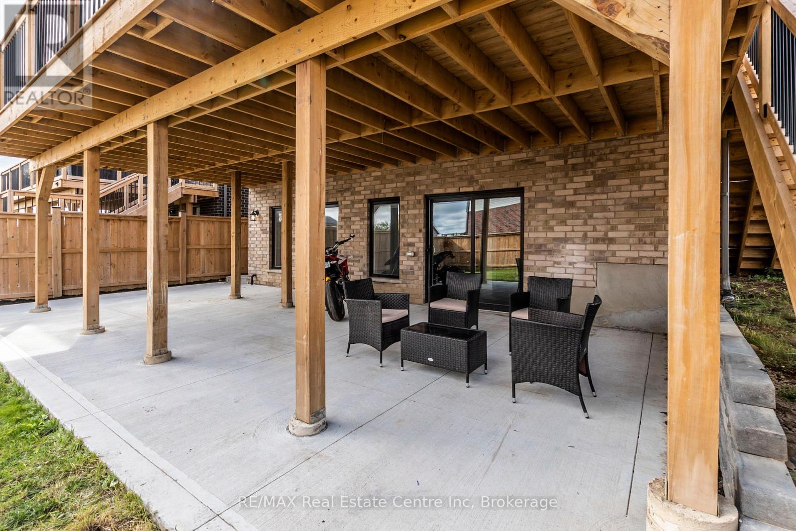 49 Keating Street, Guelph, Ontario N1E 0S2 - Photo 48 - X12352317