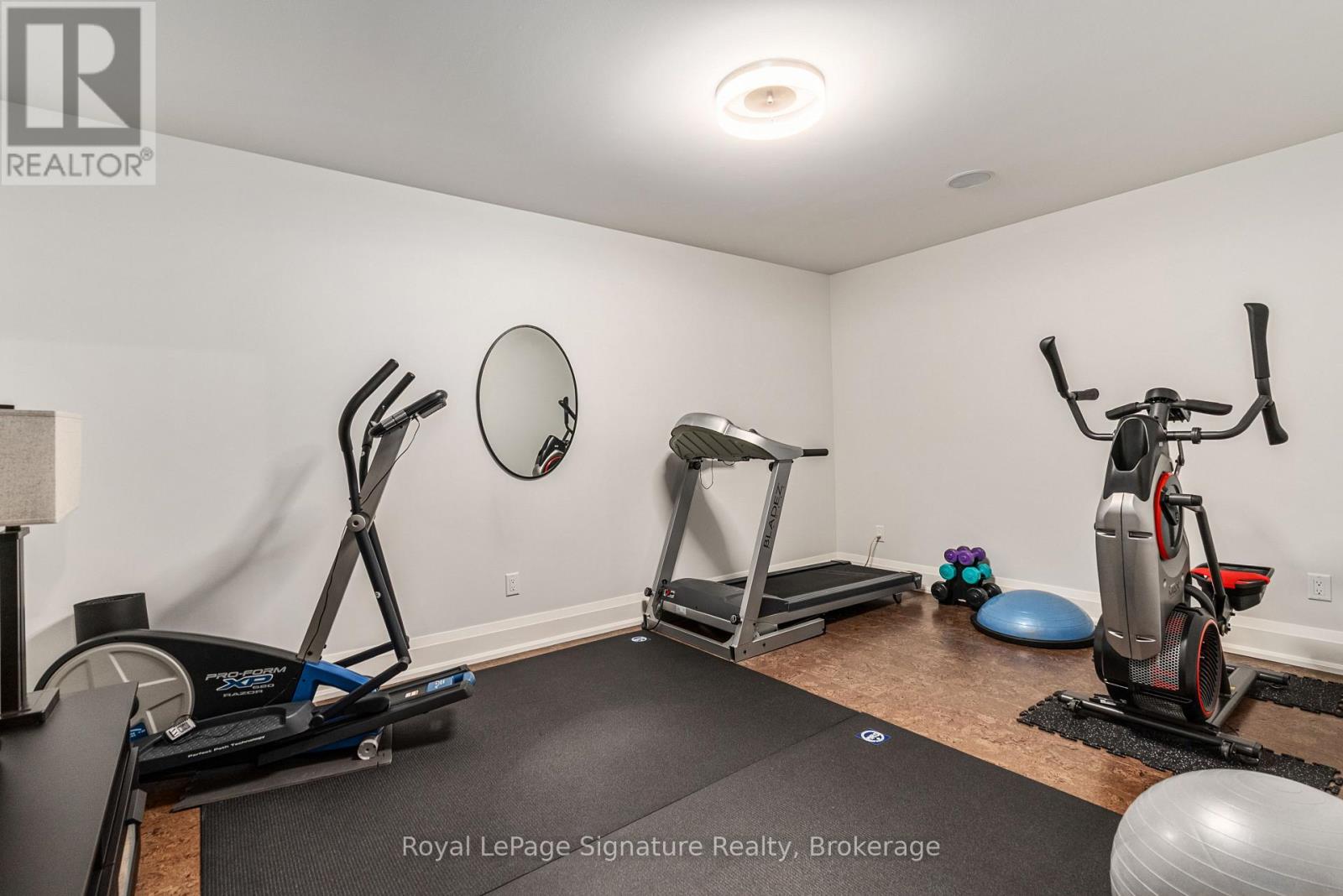108 Hoggard Court, Blue Mountains, Ontario  N0H 2P0 - Photo 32 - X12352363