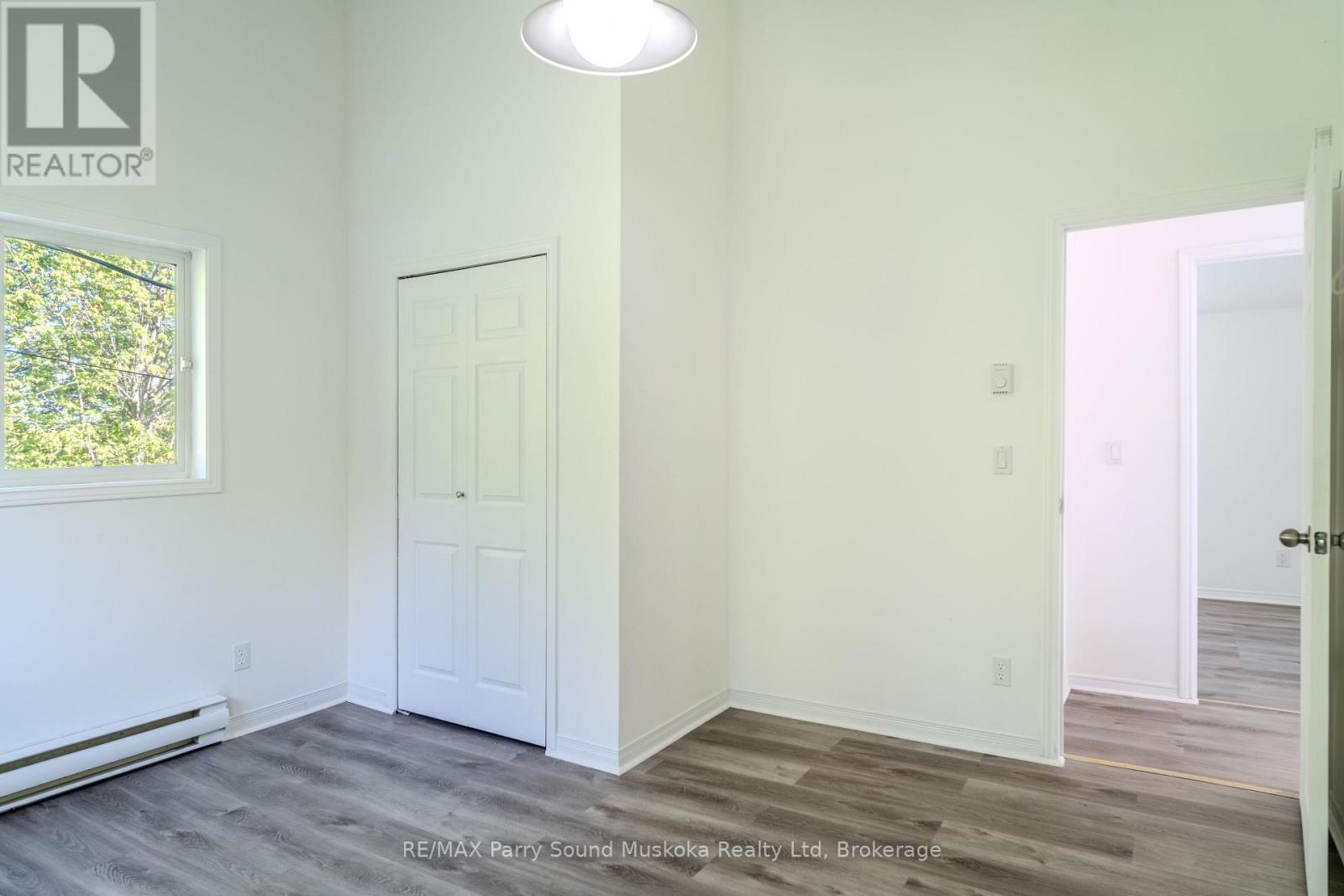 17 Harriet Street, Mckellar, Ontario P0G 1C0 - Photo 18 - X12352386