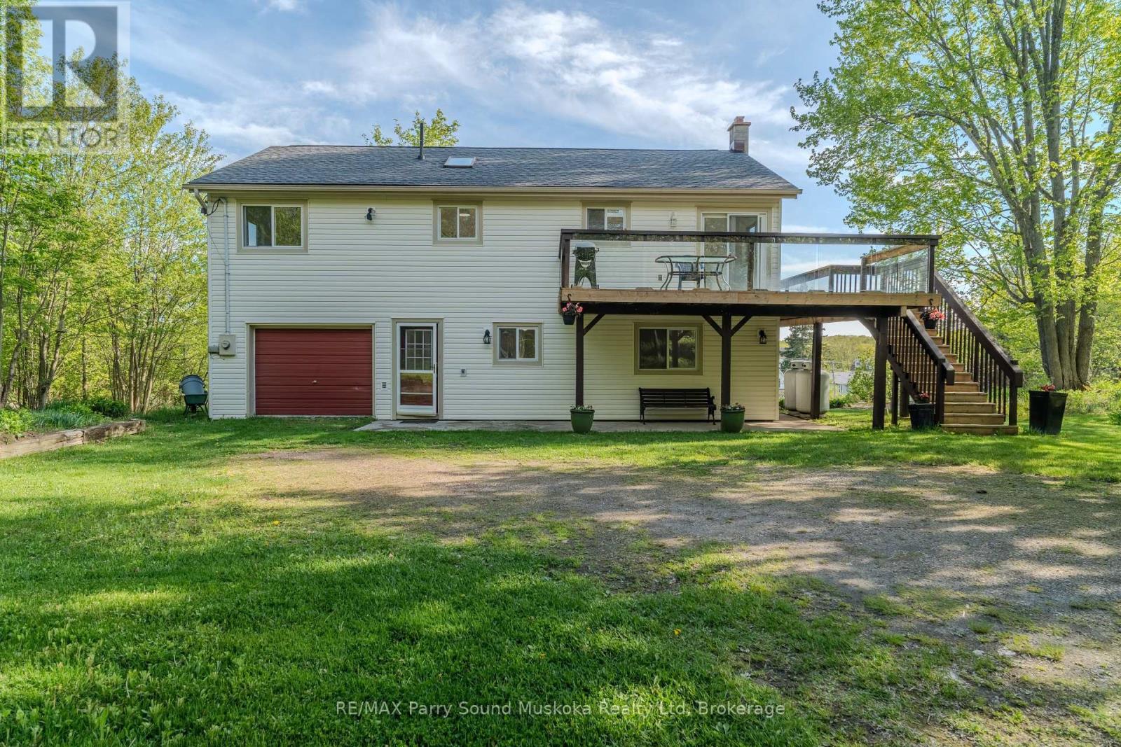 17 Harriet Street, Mckellar, Ontario P0G 1C0 - Photo 3 - X12352386