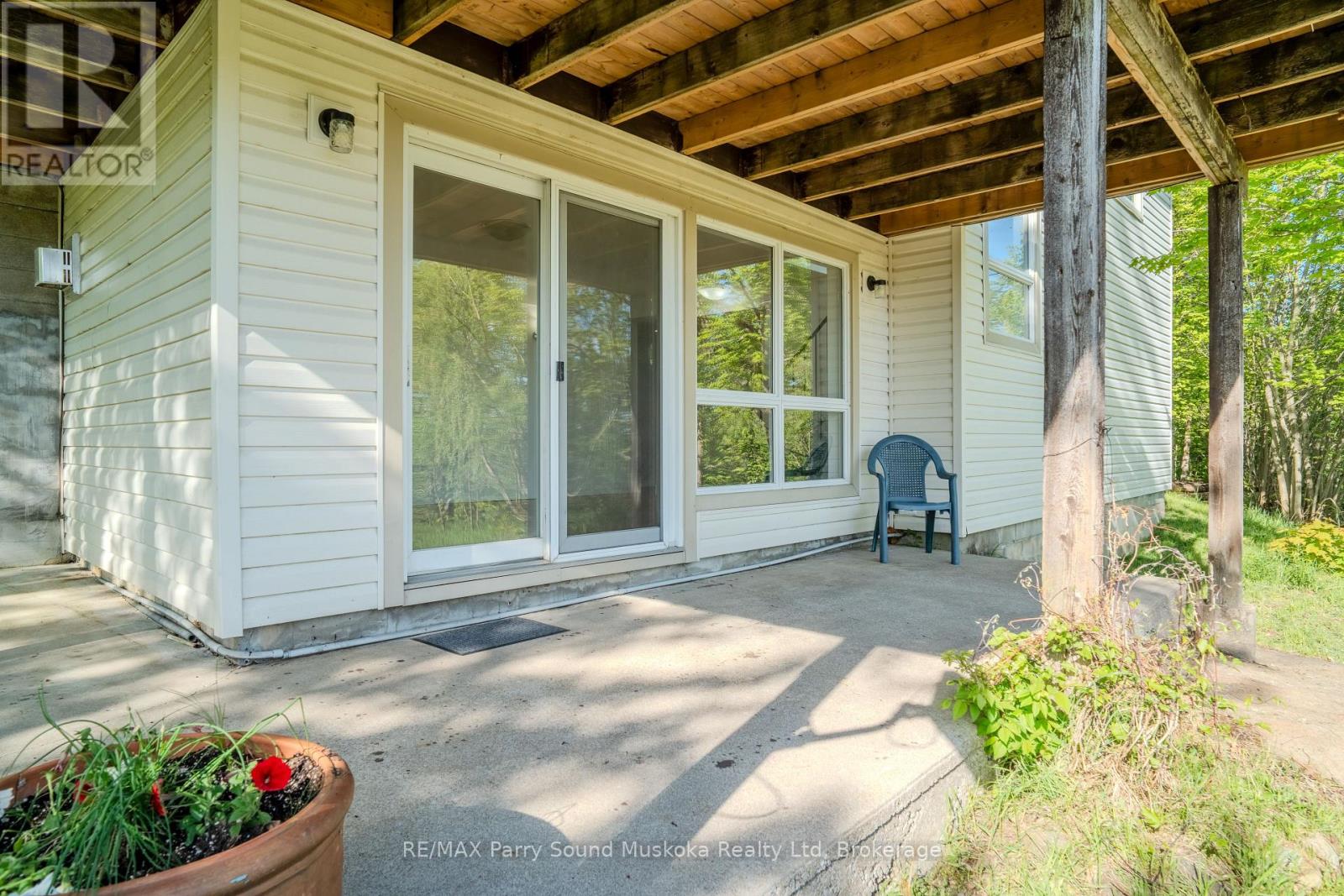 17 Harriet Street, Mckellar, Ontario P0G 1C0 - Photo 35 - X12352386