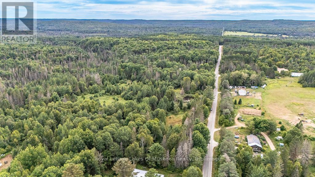 253 Goreville Road, Machar, Ontario  P0A 1X0 - Photo 9 - X12352388