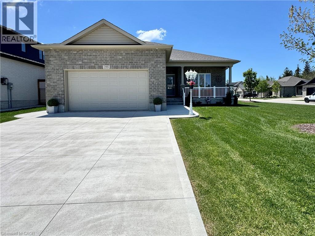 255 Rogers Road, Listowel, Ontario  N4W 0H3 - Photo 1 - 40734132